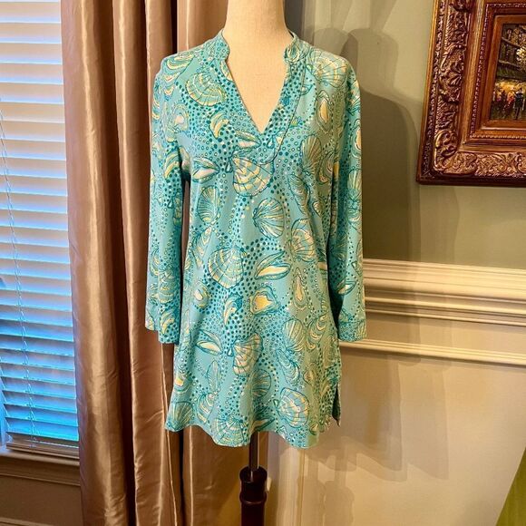 GUC Lilly Pulitzer Joy Seashell Print Turquoise Print Knit Tunic Top Size SMALL - Picture 1 of 2